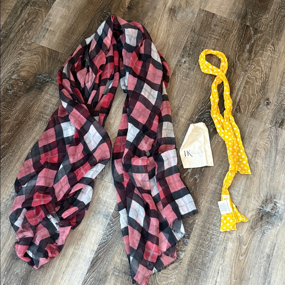 Thirty-One Red and Black Plaid Scarf